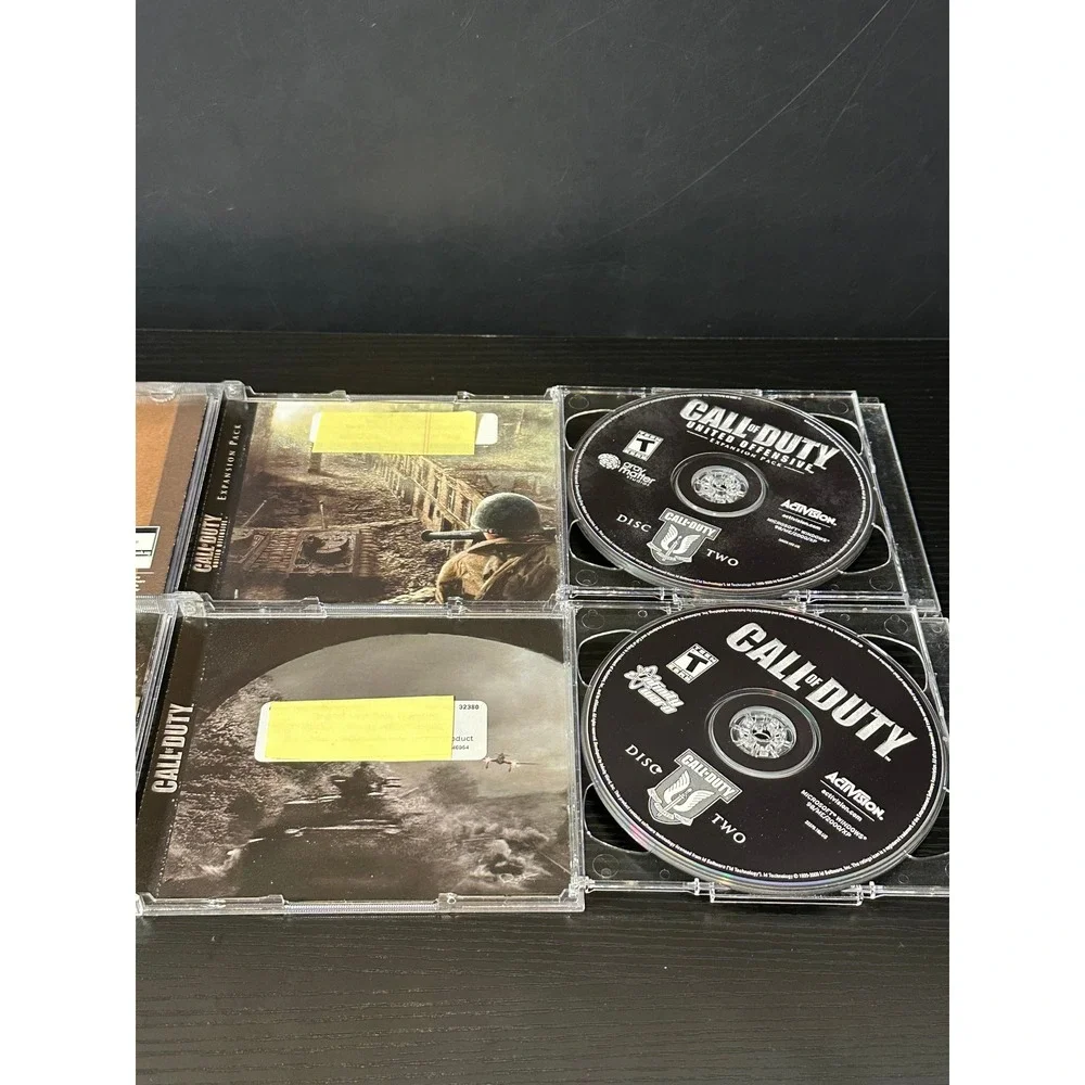 Call of Duty & United Offensive Expansion Pack PC Game Lot Activision WWII 2003